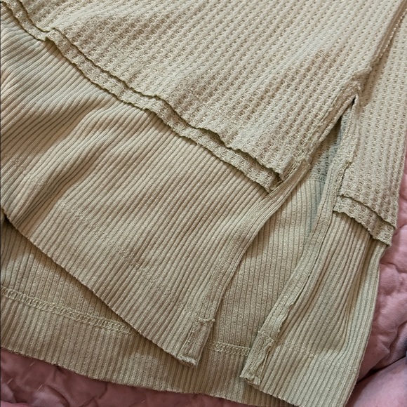 Free People  pear green thermal oversized tunic small new with tags - Picture 9 of 10